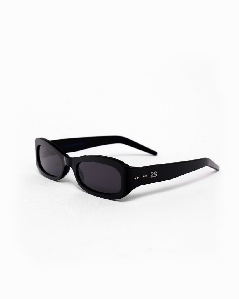 ROLDSKOV BLACK